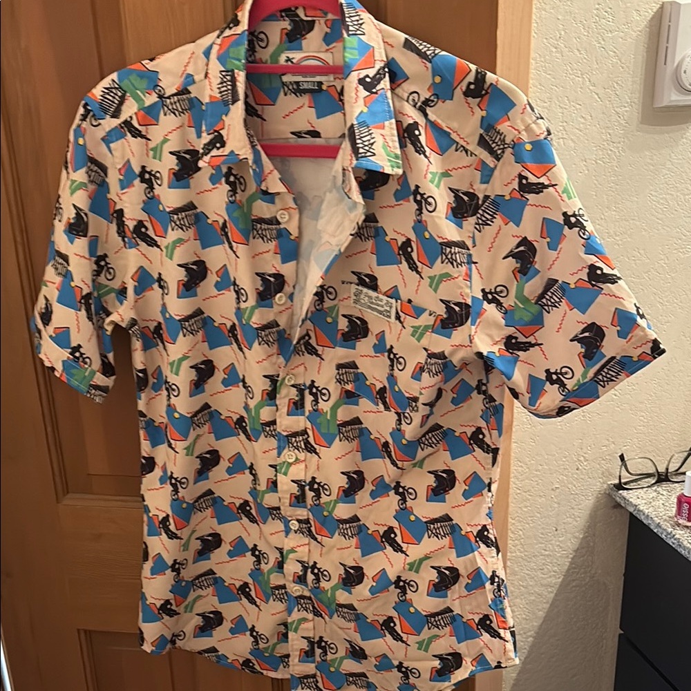Men's Multicolor Graphic Shirt